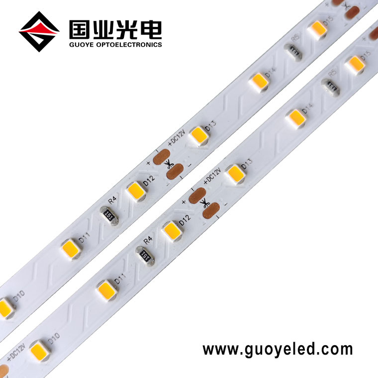 Bandă LED SMD 2835